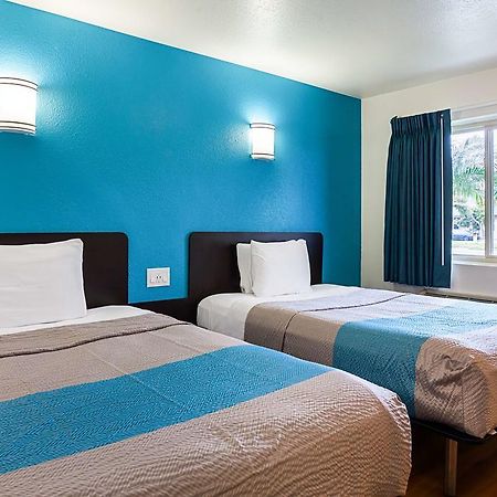 Motel 6-Ventura, Ca - Downtown Экстерьер фото
