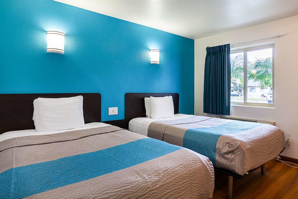 Motel 6-Ventura, Ca - Downtown Экстерьер фото